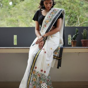 Kerala traditional wear onam set mundu with black border and silver zari / Kerala  sarees/ Kasavu sarees/ set mundu