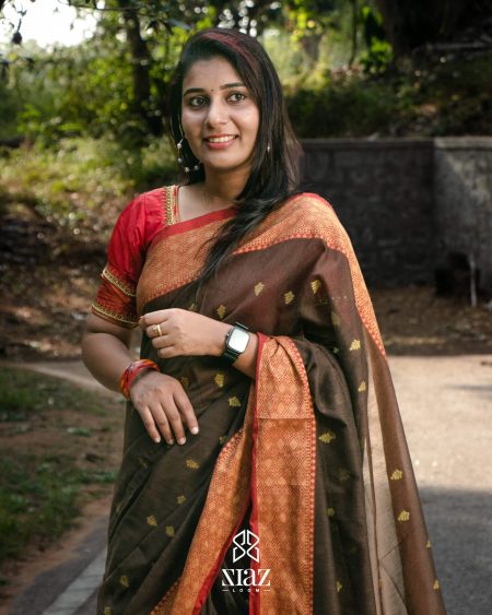 Siazloom Khadi Cotton Saree - Coffee Brown with Red border